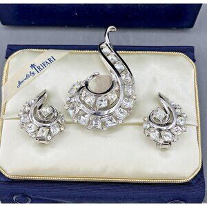 Vintage Crown TRIFARI Swirl Diamante Rhodium Brooch & Earring Boxed Demi Set